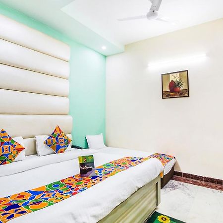Fabhotel Plus Maniram Palace Agra  Exterior photo