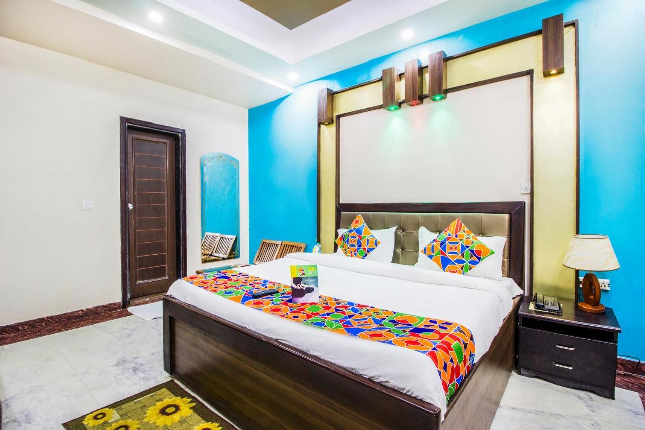 Fabhotel Plus Maniram Palace Agra  Exterior photo