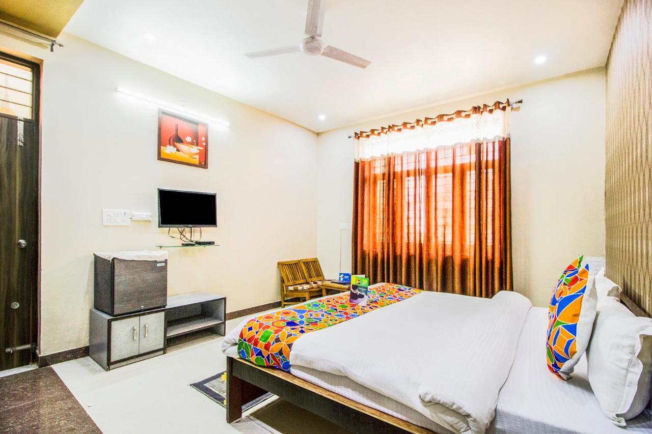 Fabhotel Plus Maniram Palace Agra  Exterior photo